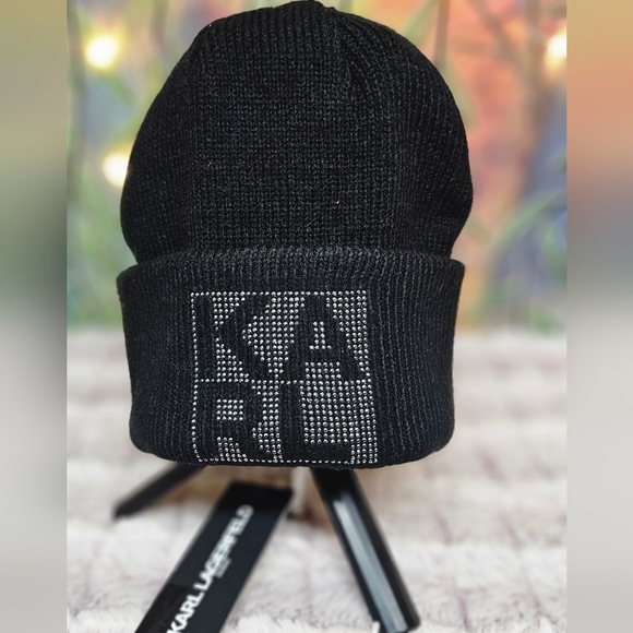 Beanie - Picture 2 of 3